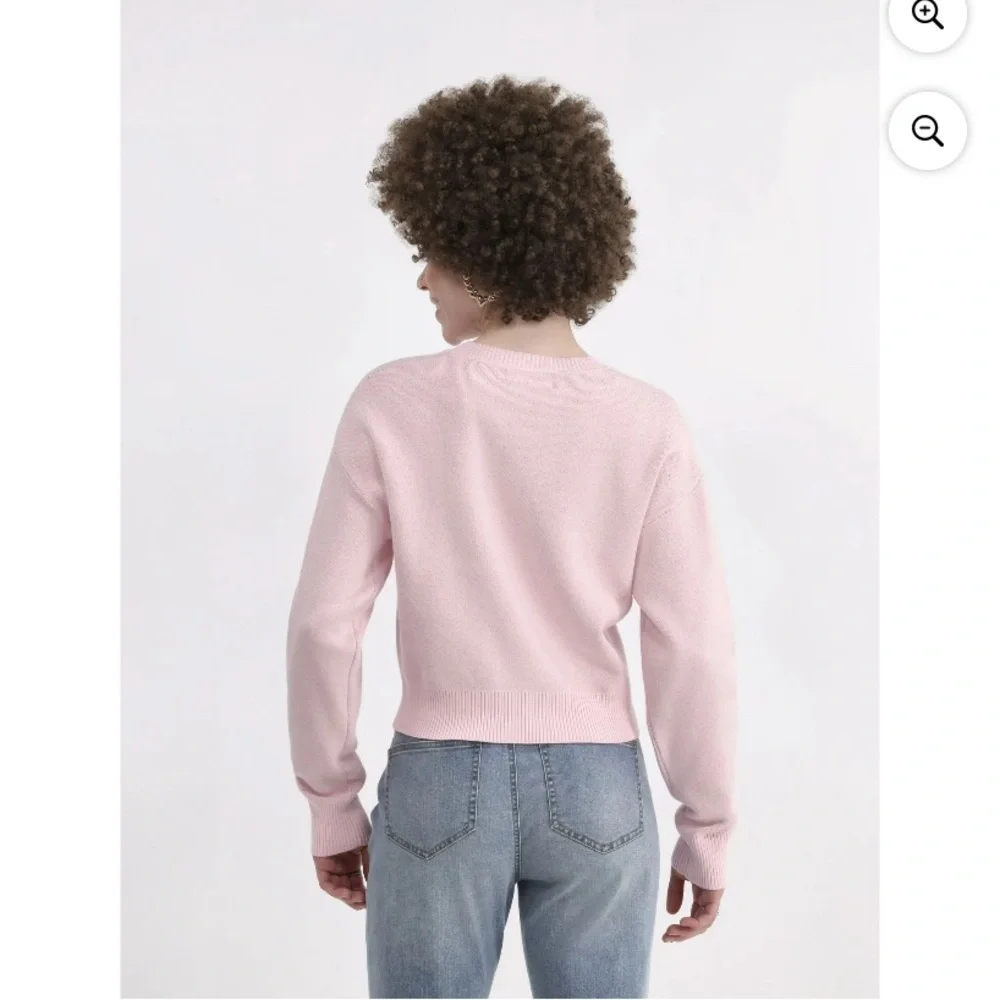 NWT PINK “DELULU” SWEATER SIZE XL - Picture 6 of 7